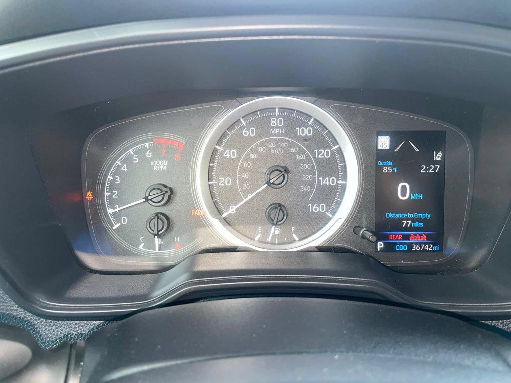 Used 2020 Toyota Corolla LE FWD image 21