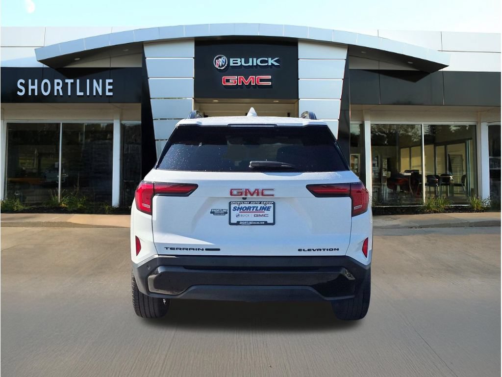 Used 2026 GMC Terrain Elevation w/ Elevation Premium Package AWD/4WD image 4