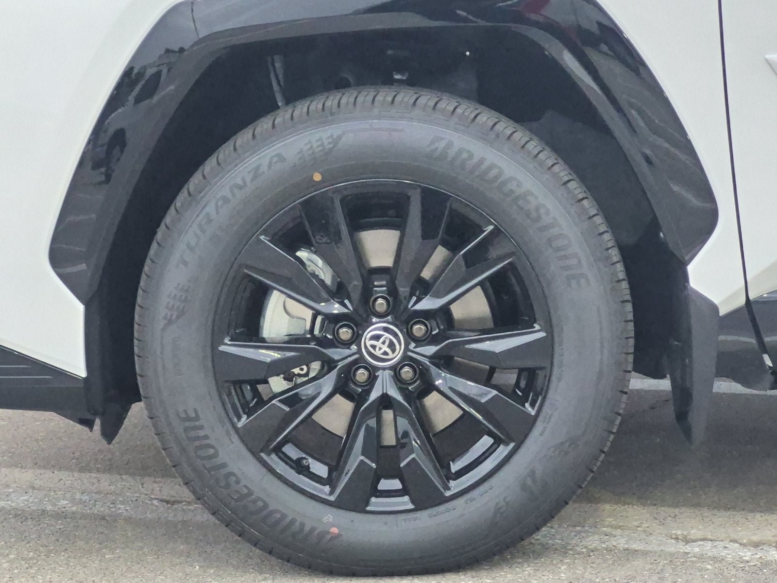 New 2026 Toyota RAV4 SE AWD/4WD image 32