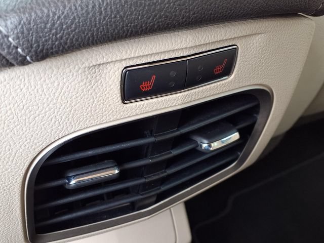 Used 2016 Lincoln MKZ w/ Equipment Group 300A Reserve FWD image 6