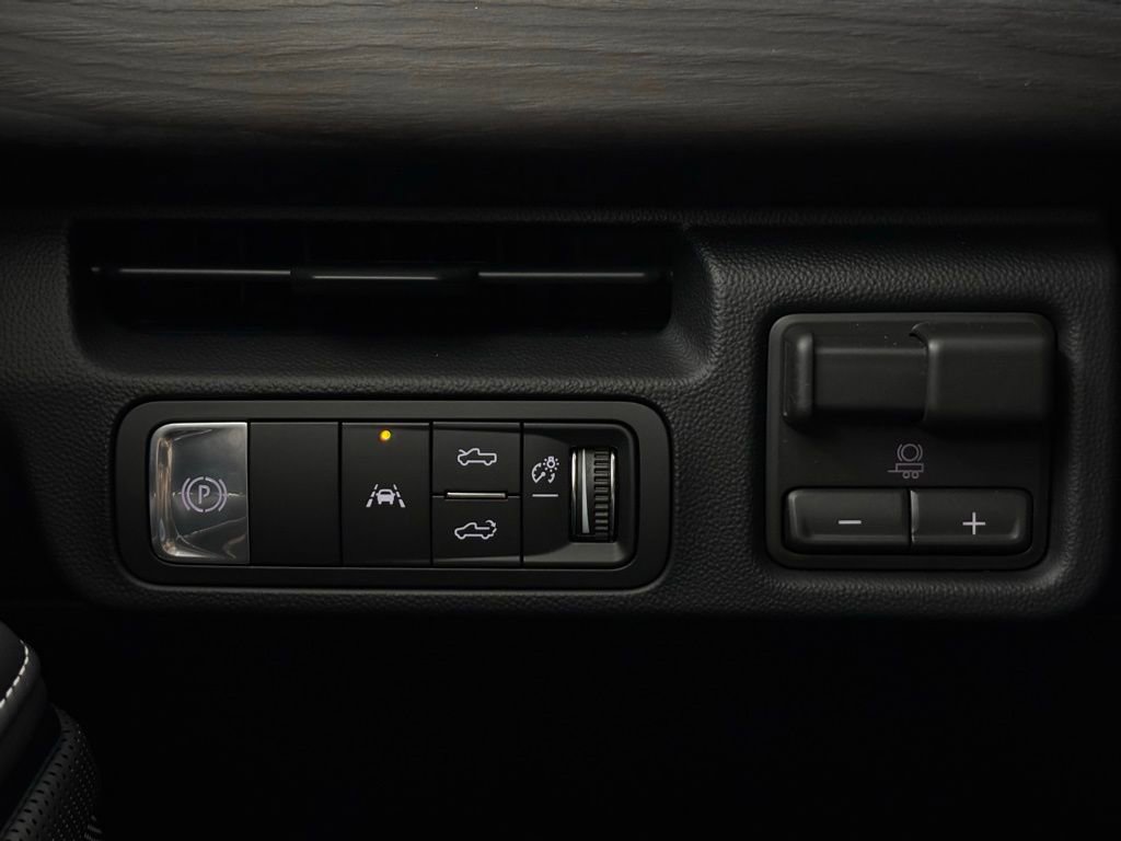 New 2026 GMC Sierra EV Denali image 28