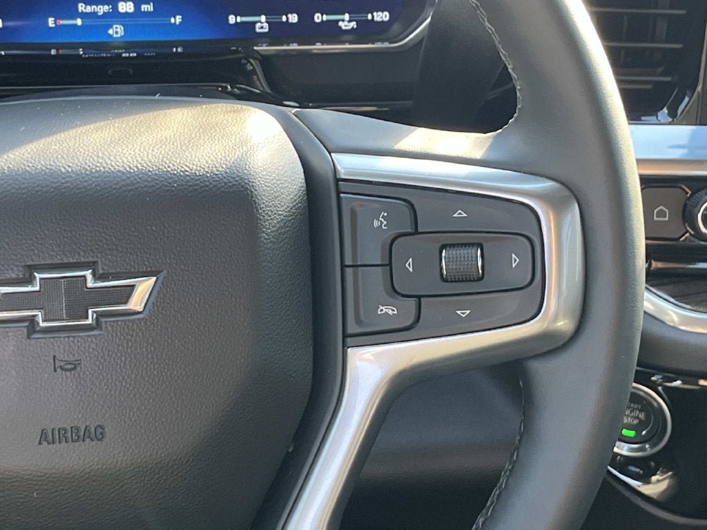 Used 2026 Chevrolet Silverado 1500 RST AWD/4WD image 17