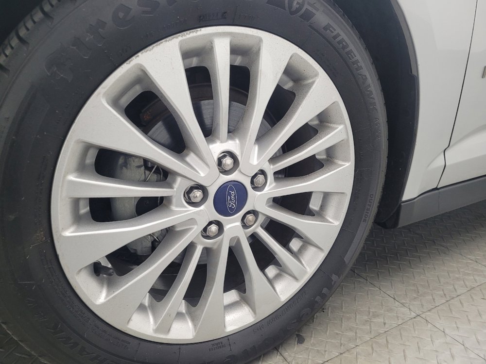 Used 2017 Ford C-MAX SE image 31