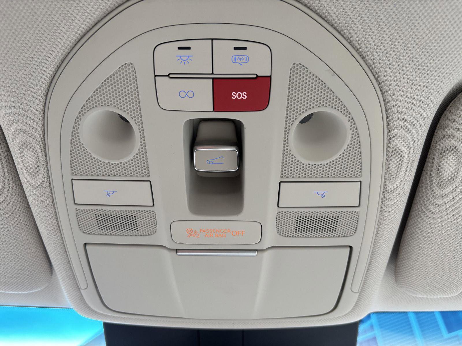 Used 2026 Genesis G70 2.5T Prestige image 23