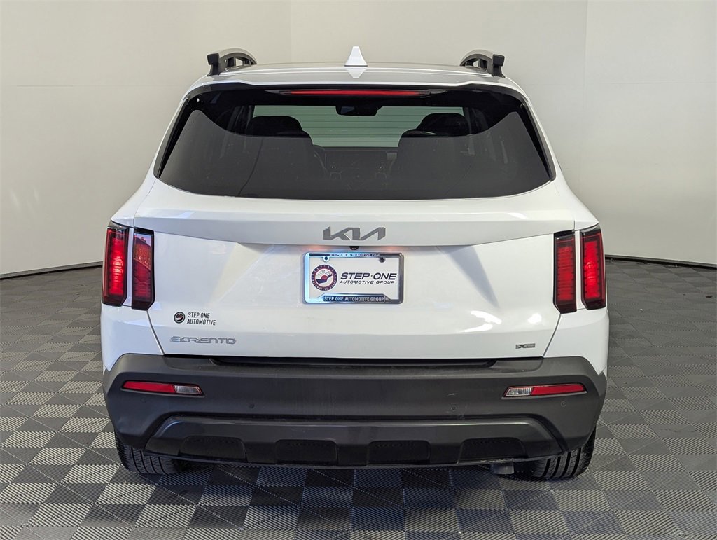 Used 2023 Kia Sorento X-Line EX image 6