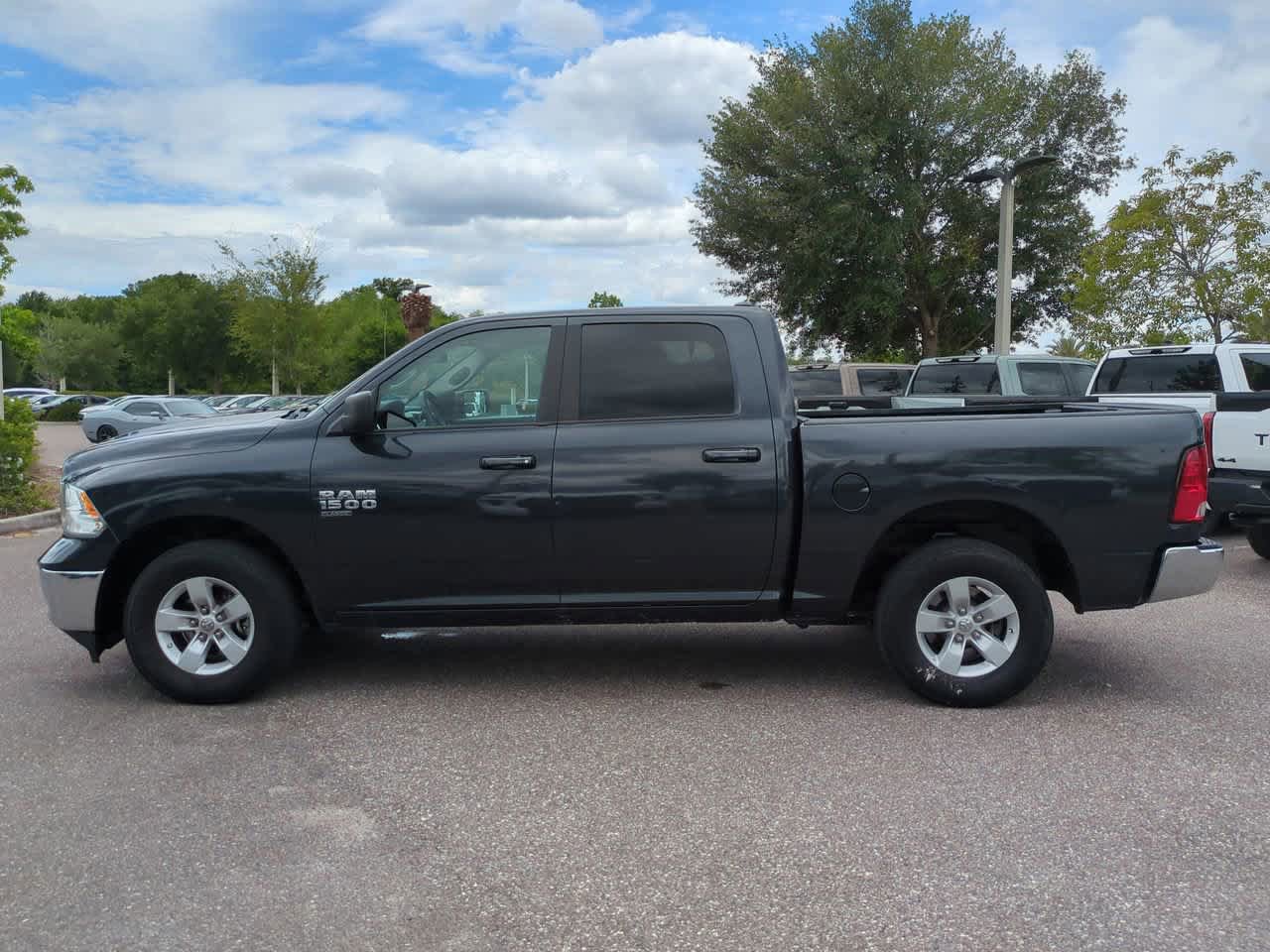 Used 2021 RAM 1500 Classic SLT AWD/4WD image 3