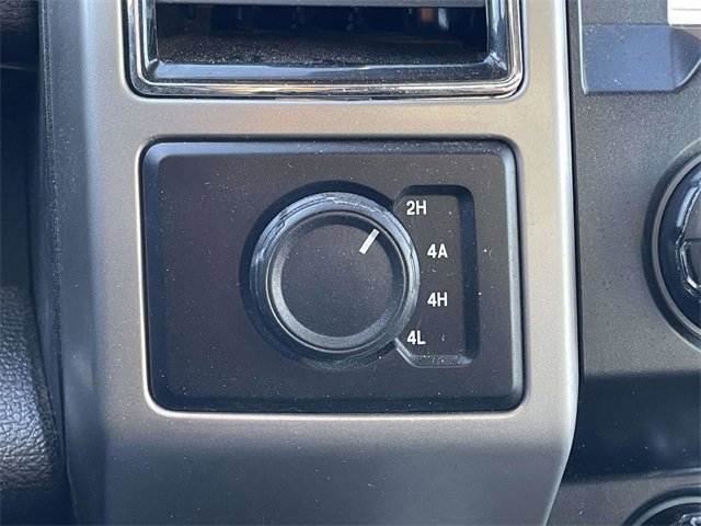 Used 2019 Ford F150 Lariat image 31