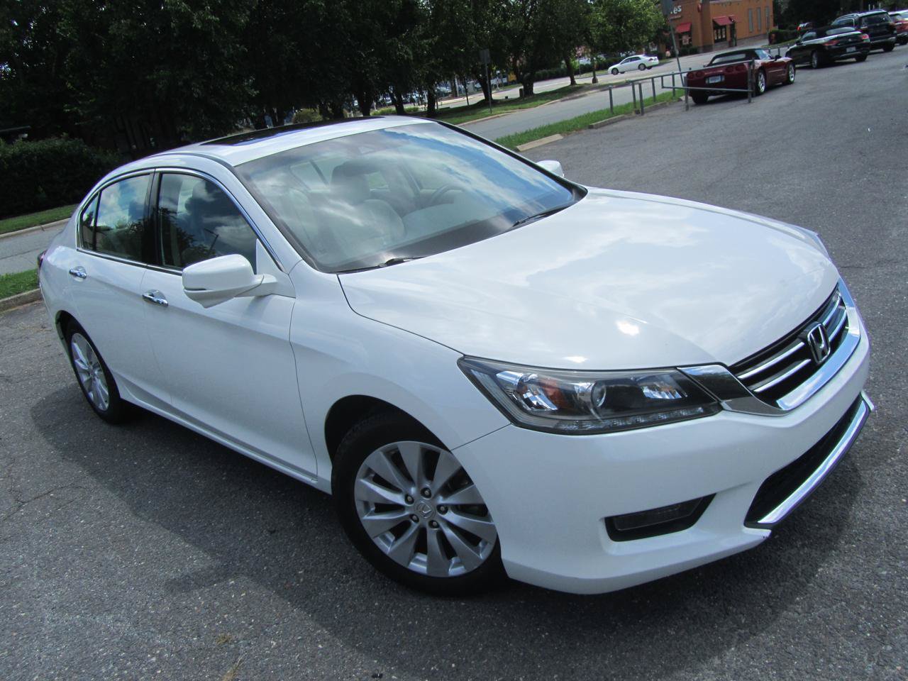 Used 2015 Honda Accord EX-L image 3
