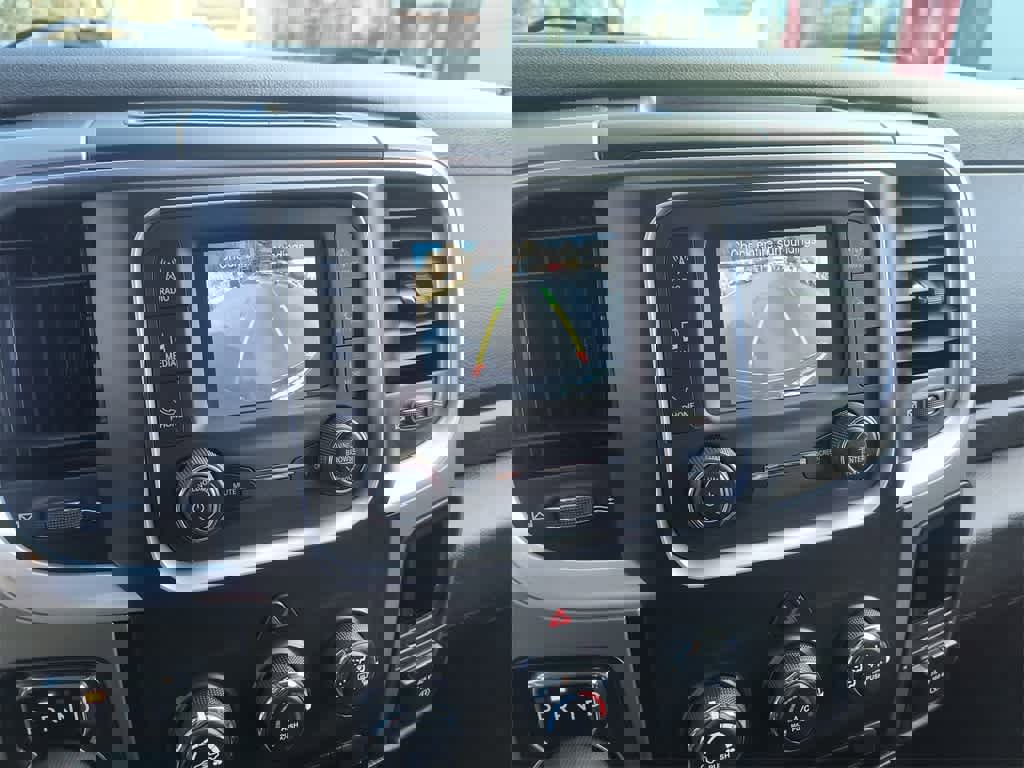 Used 2023 RAM 1500 Classic SLT image 17