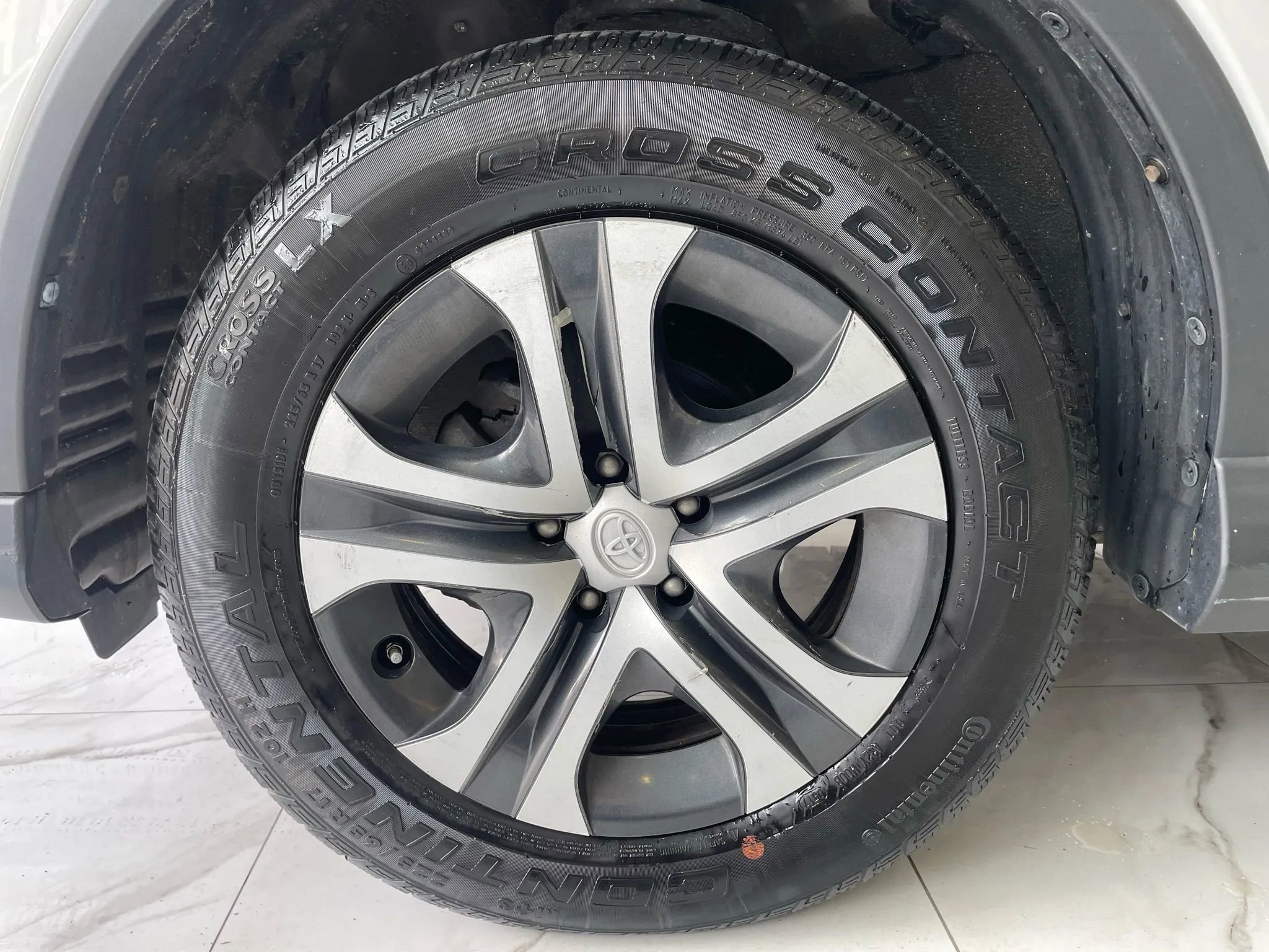 Used 2017 Toyota RAV4 LE w/ All Weather Liner Package image 26