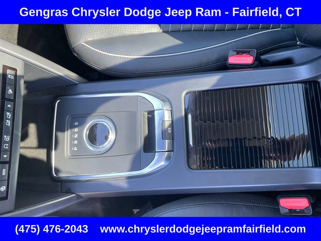 Used 2019 Land Rover Discovery Sport HSE AWD/4WD image 55