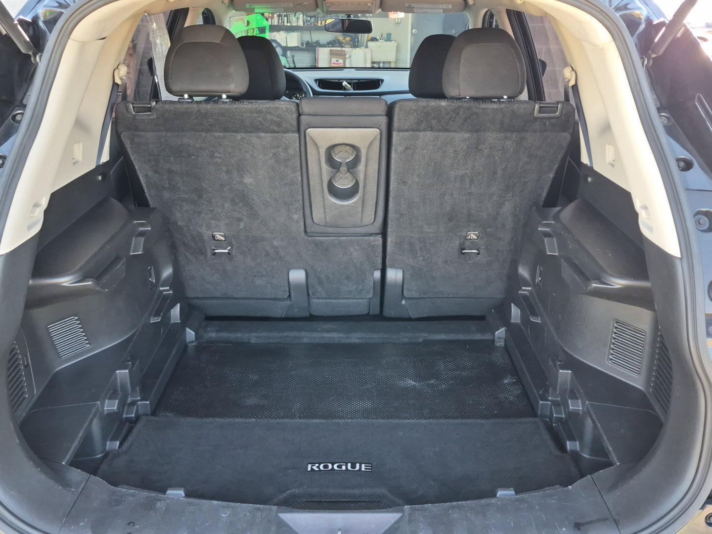 Used 2018 Nissan Rogue S FWD image 23