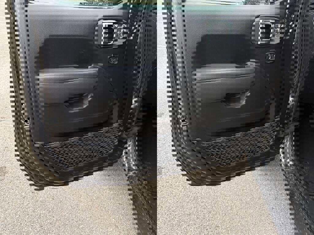 New 2026 Jeep Gladiator Sport image 25