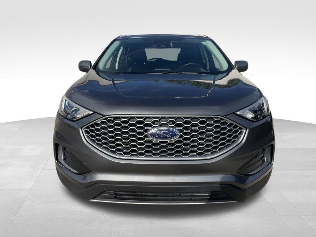 Used 2024 Ford Edge SEL AWD/4WD image 2