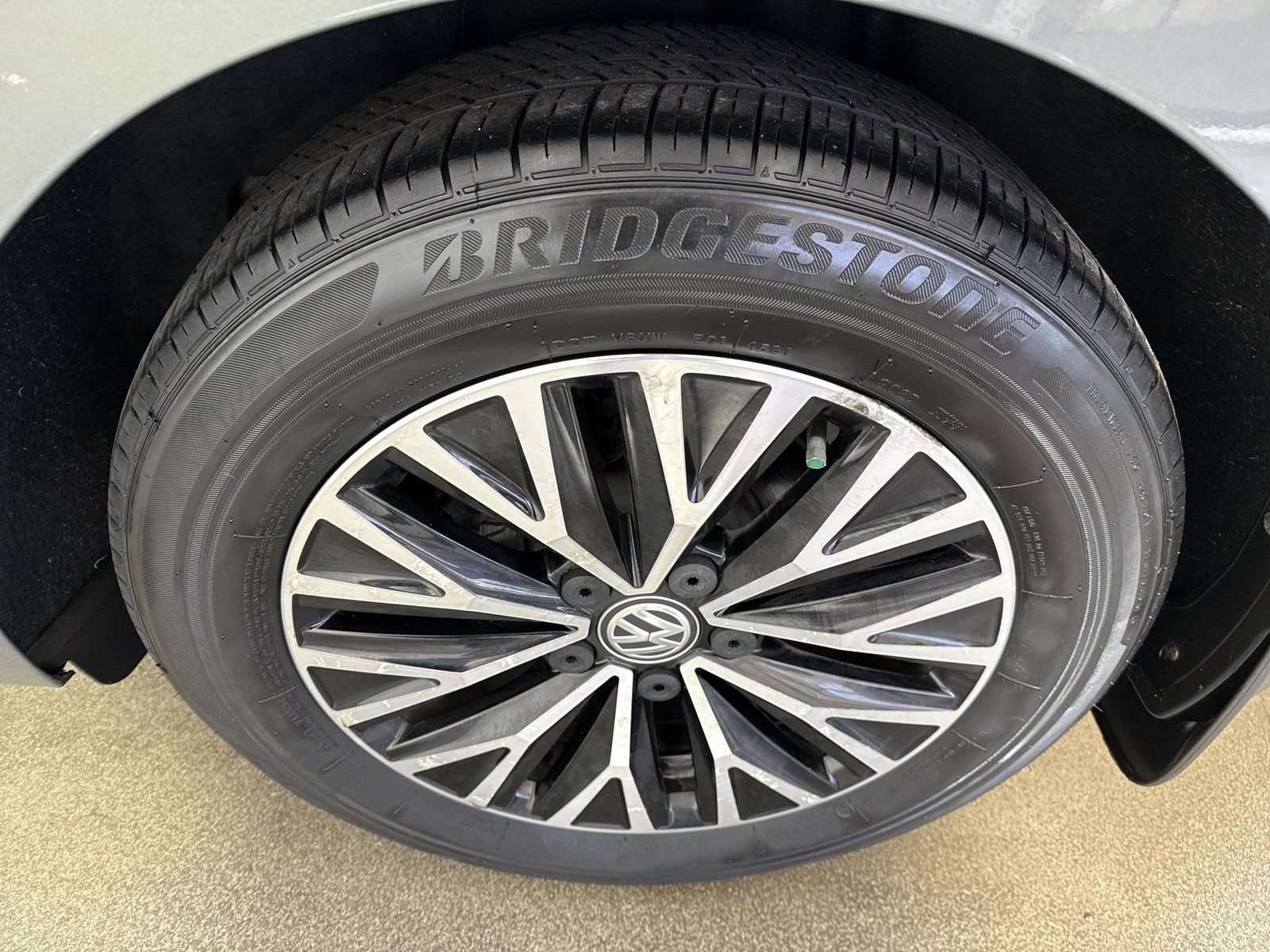 Used 2019 Volkswagen Jetta SEL FWD image 5