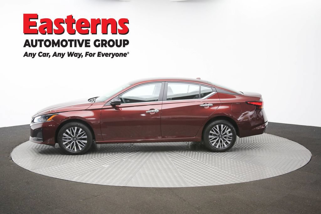 Used 2025 Nissan Altima 2.5 SV AWD/4WD image 55