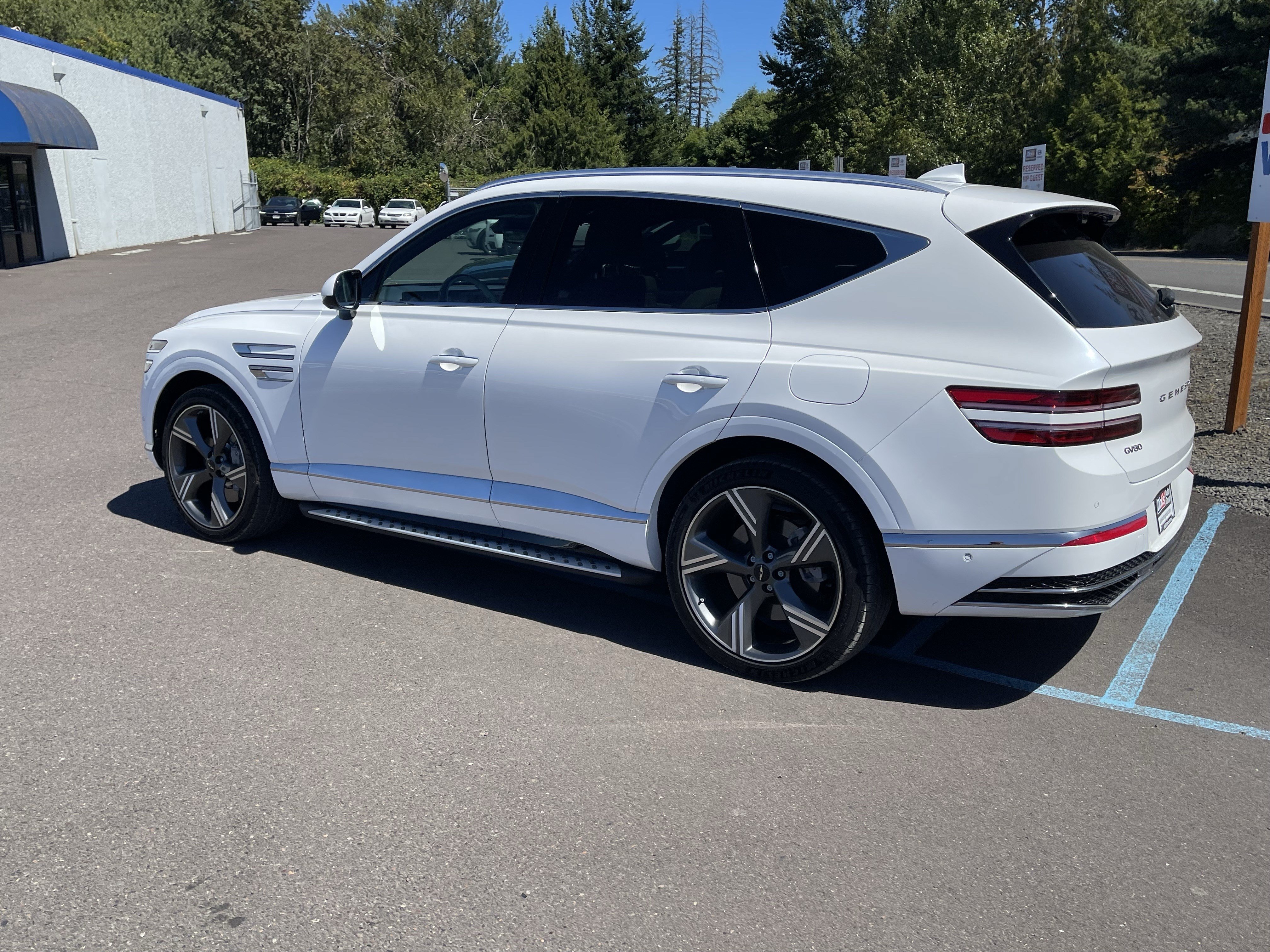 Used 2025 Genesis GV80 3.5T Prestige AWD/4WD image 3