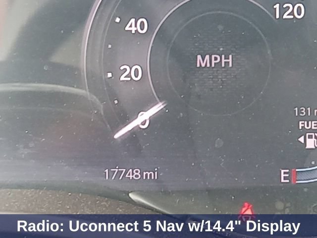 Used 2025 RAM 1500 Limited AWD/4WD image 13