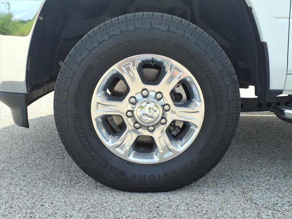 Used 2024 RAM 3500 Big Horn AWD/4WD image 5