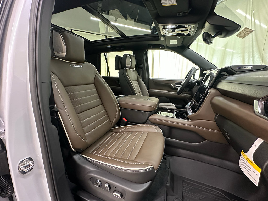 New 2026 GMC Yukon Denali Ultimate AWD/4WD image 16