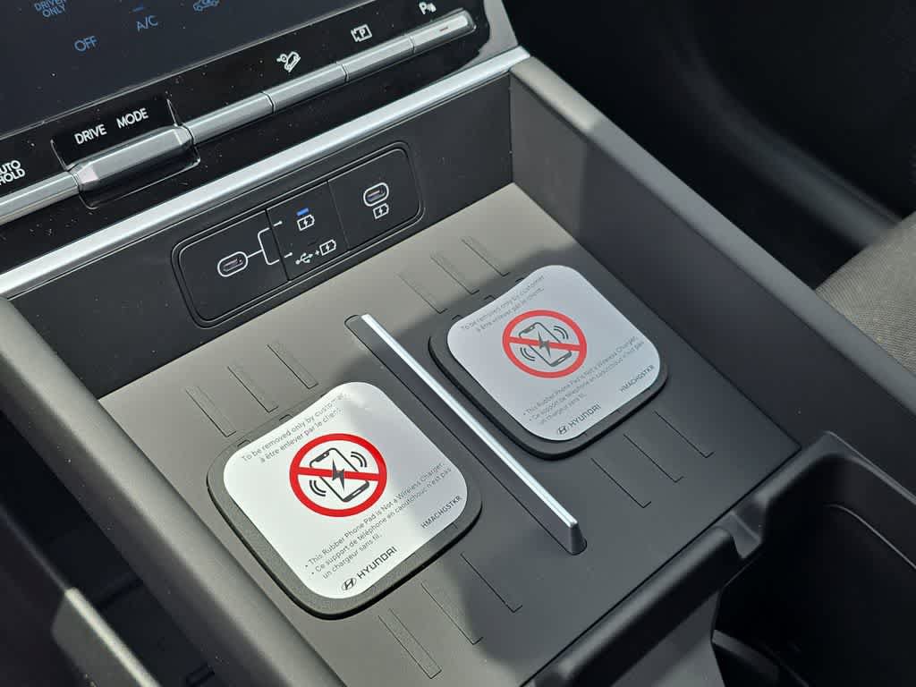 New 2026 Hyundai Santa Fe SE FWD image 31