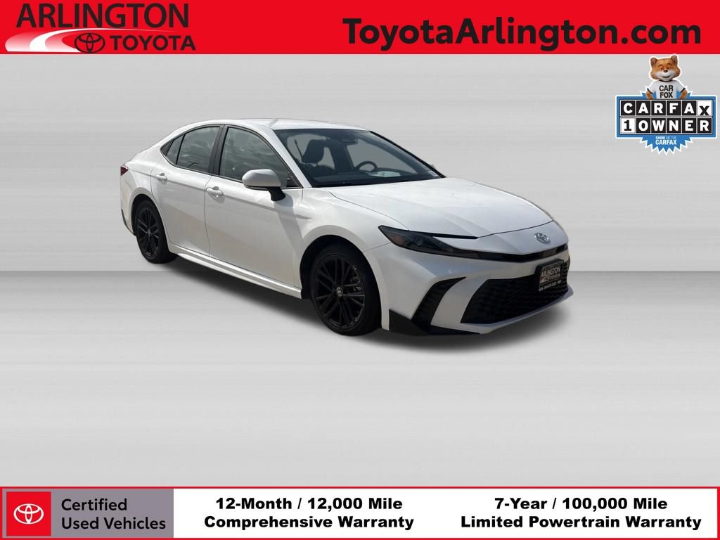 Used 2025 Toyota Camry SE