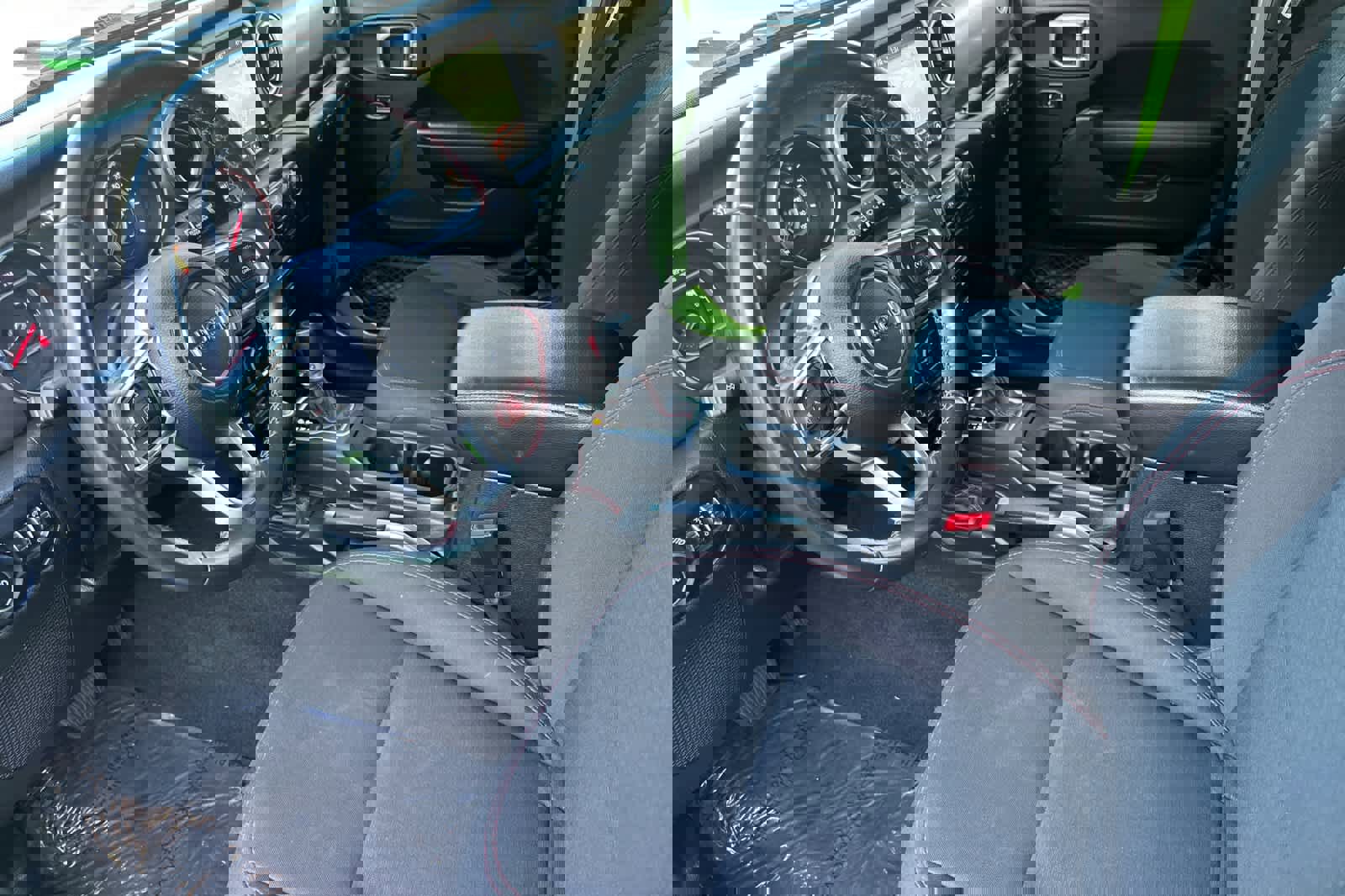 Used 2018 Jeep Wrangler Unlimited Rubicon image 11