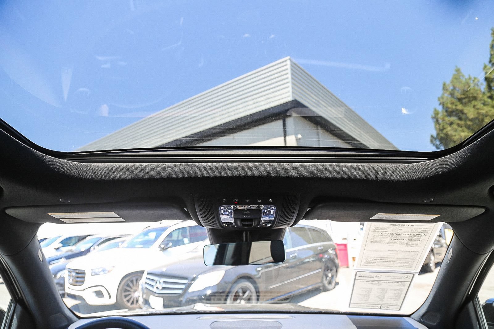 Used 2024 Mercedes-Benz EQB 300 4MATIC image 14