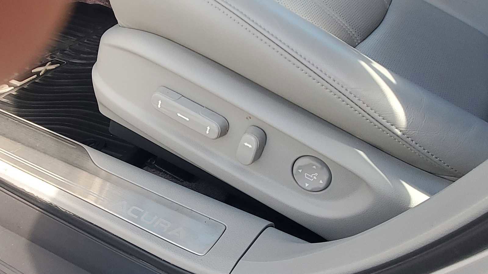 Used 2020 Acura RLX w/ Technology Package FWD image 17