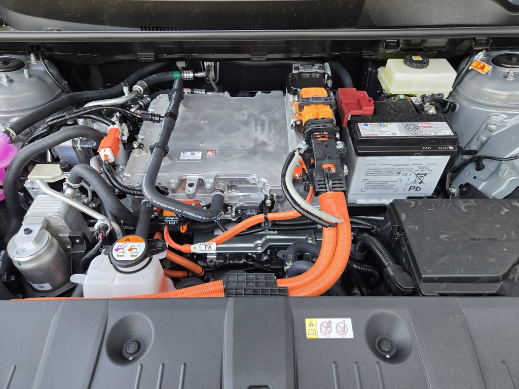 New 2026 Toyota C-HR AWD/4WD image 23