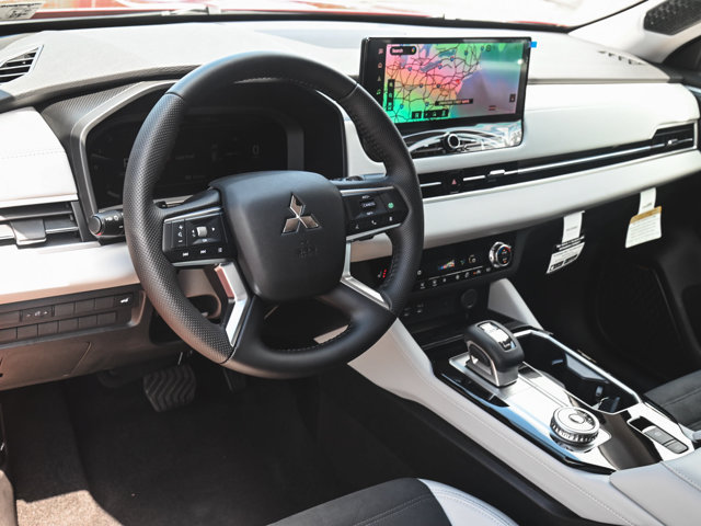 New 2025 Mitsubishi Outlander SE AWD/4WD image 15