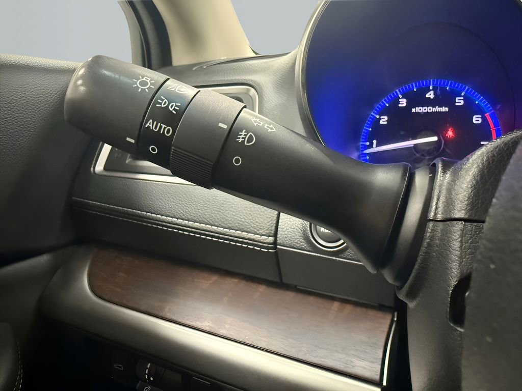 Used 2019 Subaru Outback 2.5i Limited w/ Popular Package #2 image 19