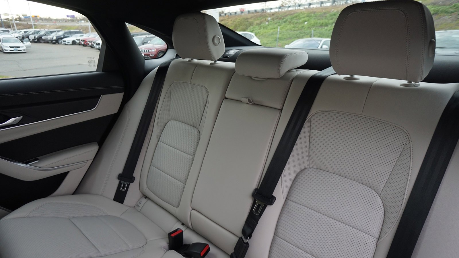 Used 2024 Jaguar XF R-Dynamic SE image 25