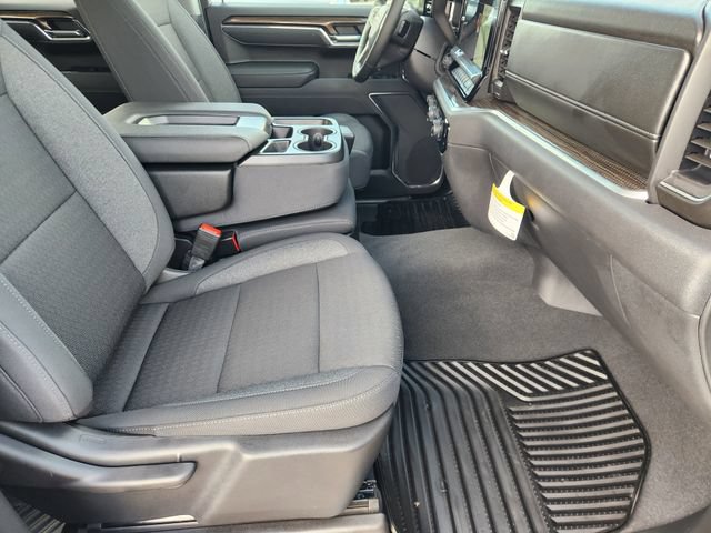 Used 2025 Chevrolet Silverado 1500 LT AWD/4WD image 14