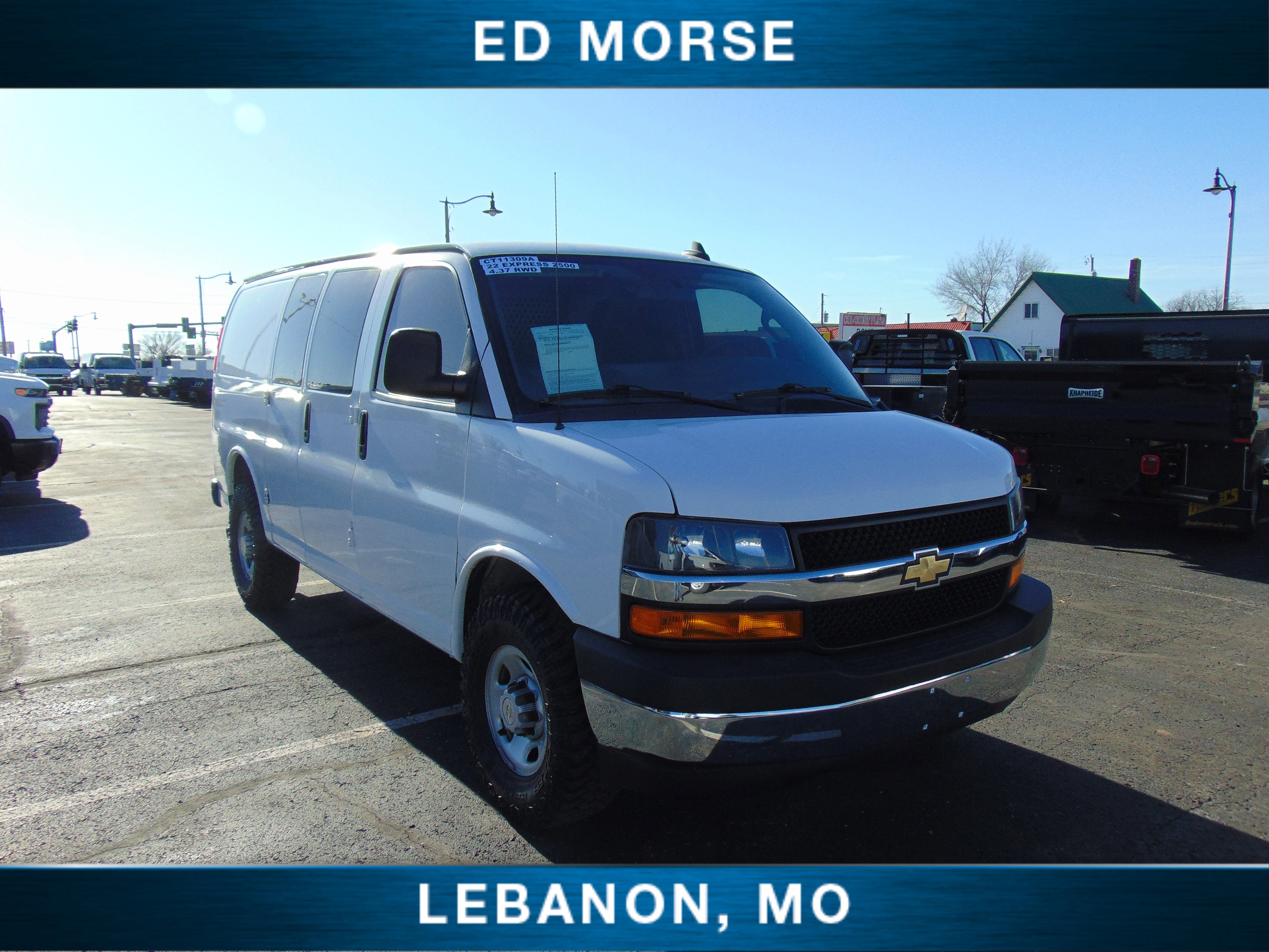 Used 2022 Chevrolet Express 2500 w/ Driver Convenience Package image 8
