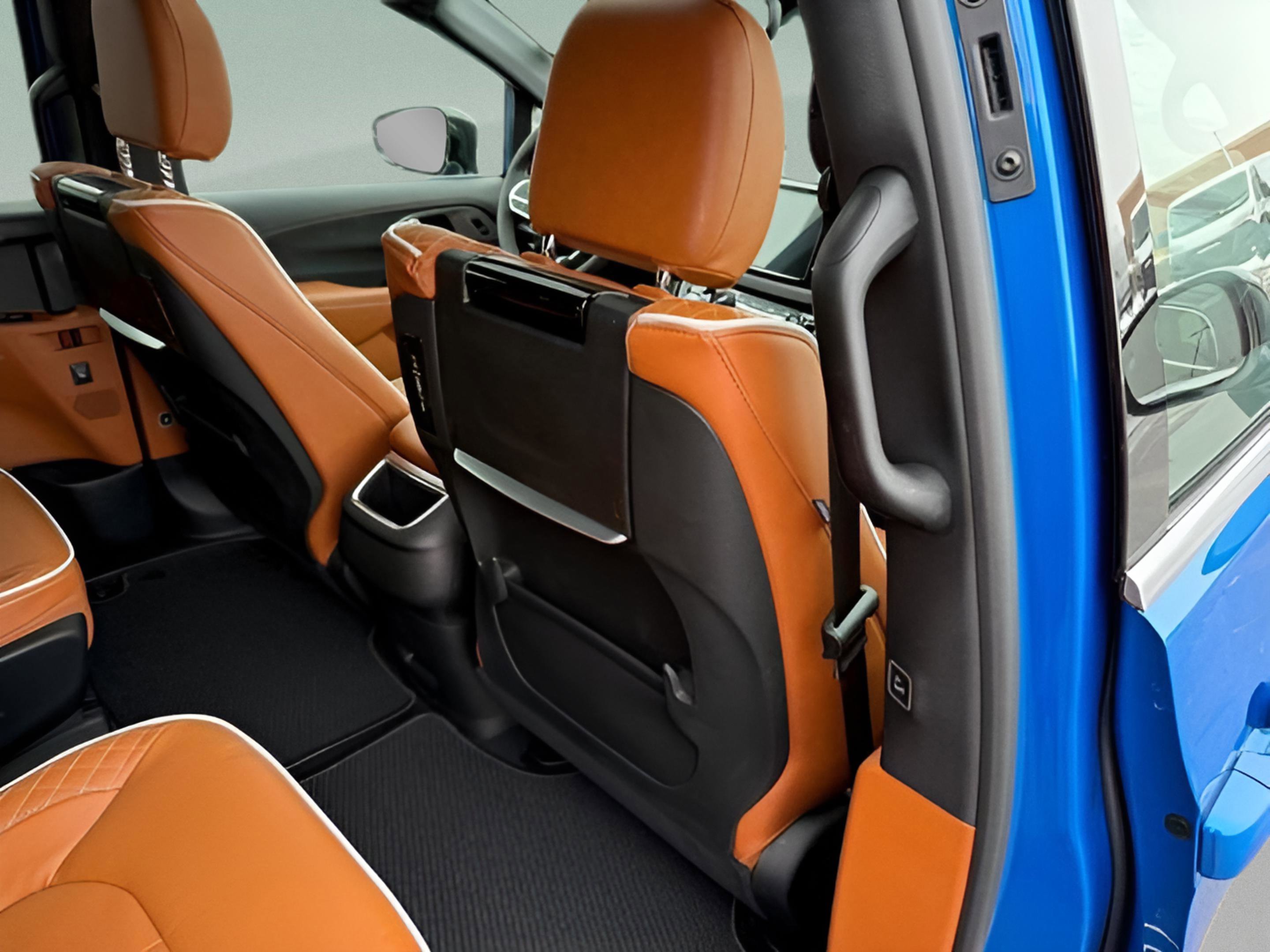 New 2026 Chrysler Pacifica Pinnacle image 13