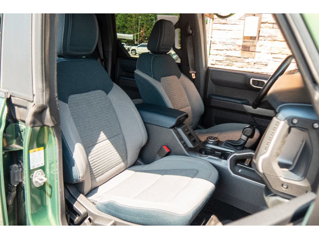 Used 2023 Ford Bronco Outer Banks w/ Sasquatch Package AWD/4WD image 14