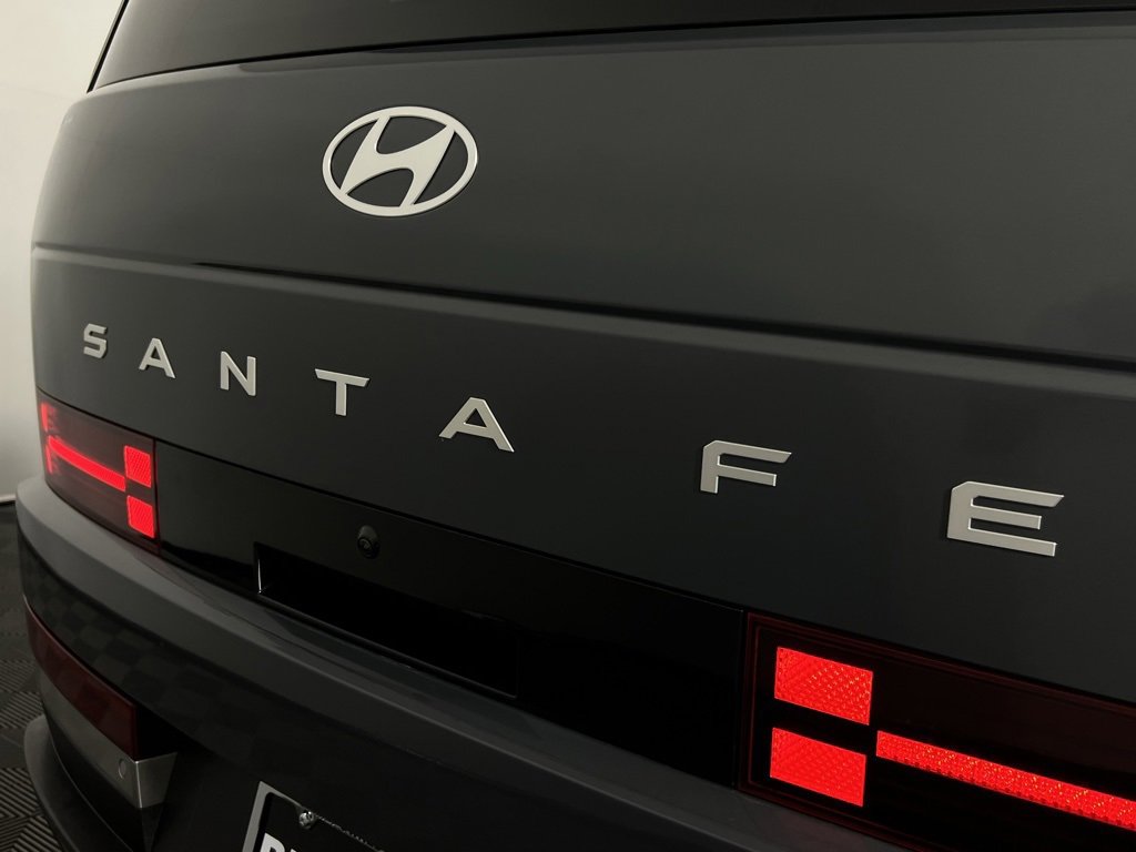 Used 2024 Hyundai Santa Fe Limited image 15