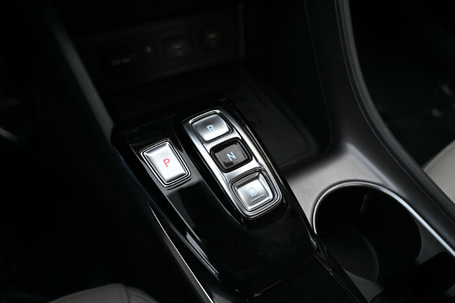 Used 2023 Hyundai Sonata Limited w/ Preferred Accessory Package image 31