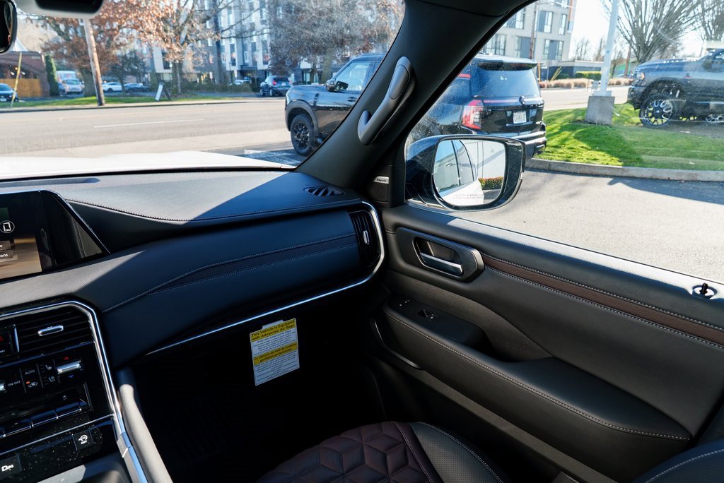 New 2026 Nissan Armada Platinum image 11