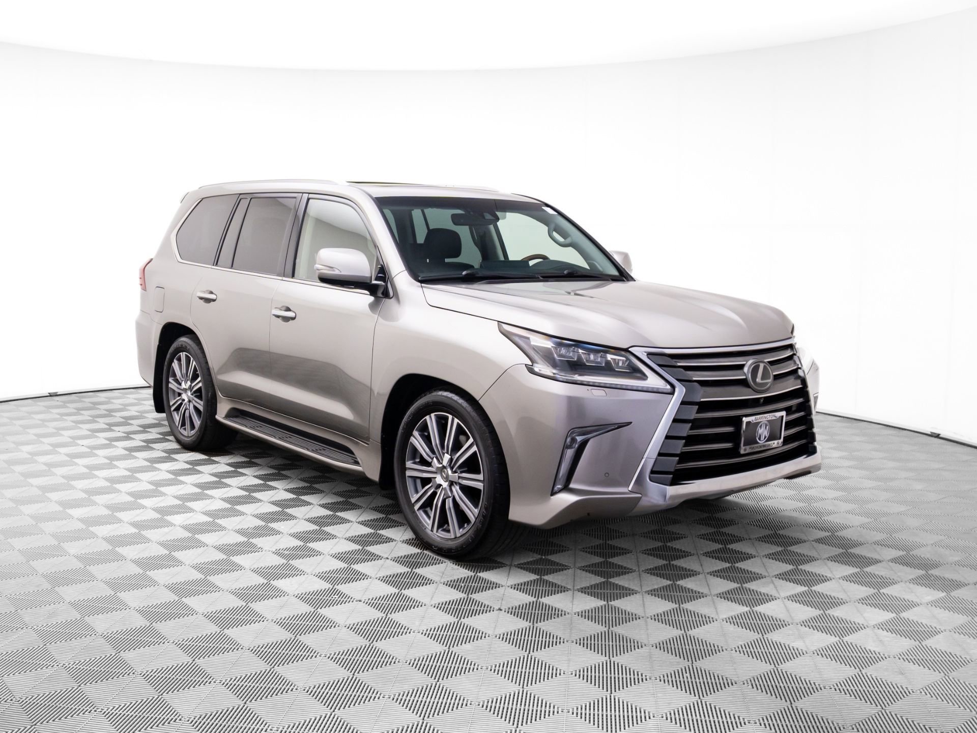 Used 2016 Lexus LX 570 4WD image 7