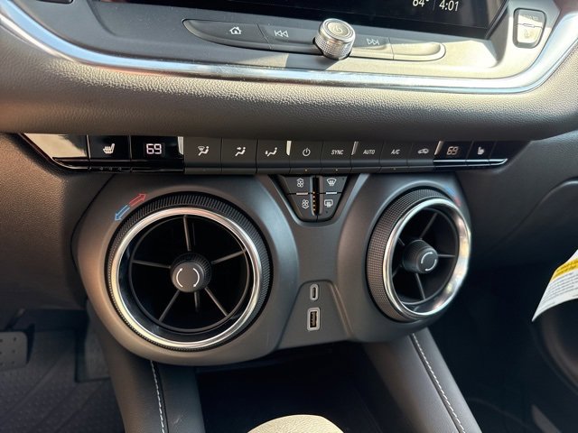 New 2025 Chevrolet Blazer LT w/ Midnight/Sport Edition image 14