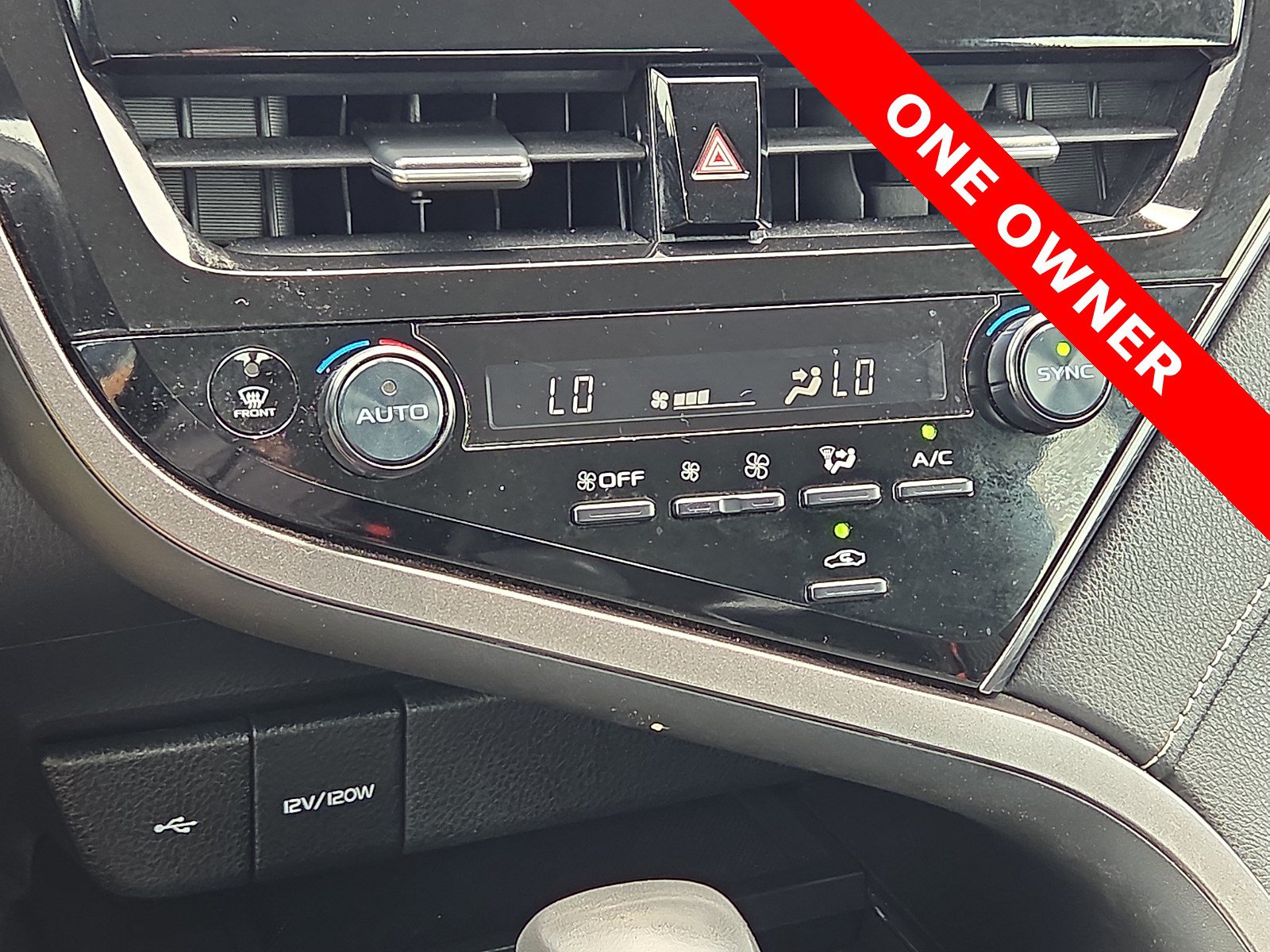 Used 2024 Toyota Camry SE FWD image 18