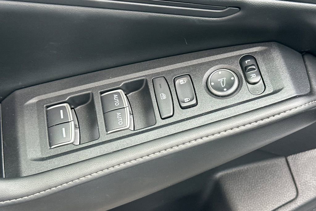 Certified 2023 Honda Accord Sport image 12