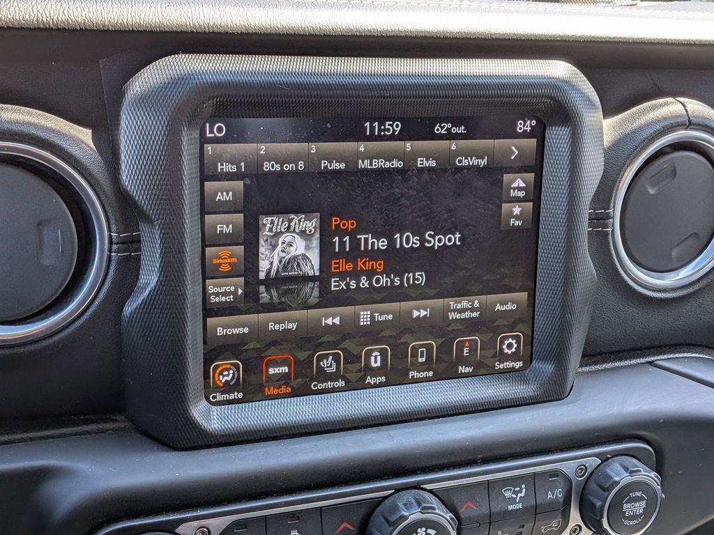 Used 2020 Jeep Gladiator Overland AWD/4WD image 17