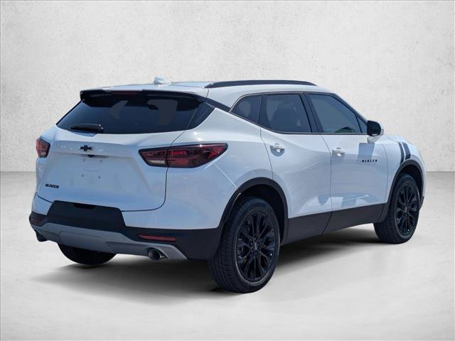 New 2026 Chevrolet Blazer LT w/ LPO, Black Sport Package FWD image 2
