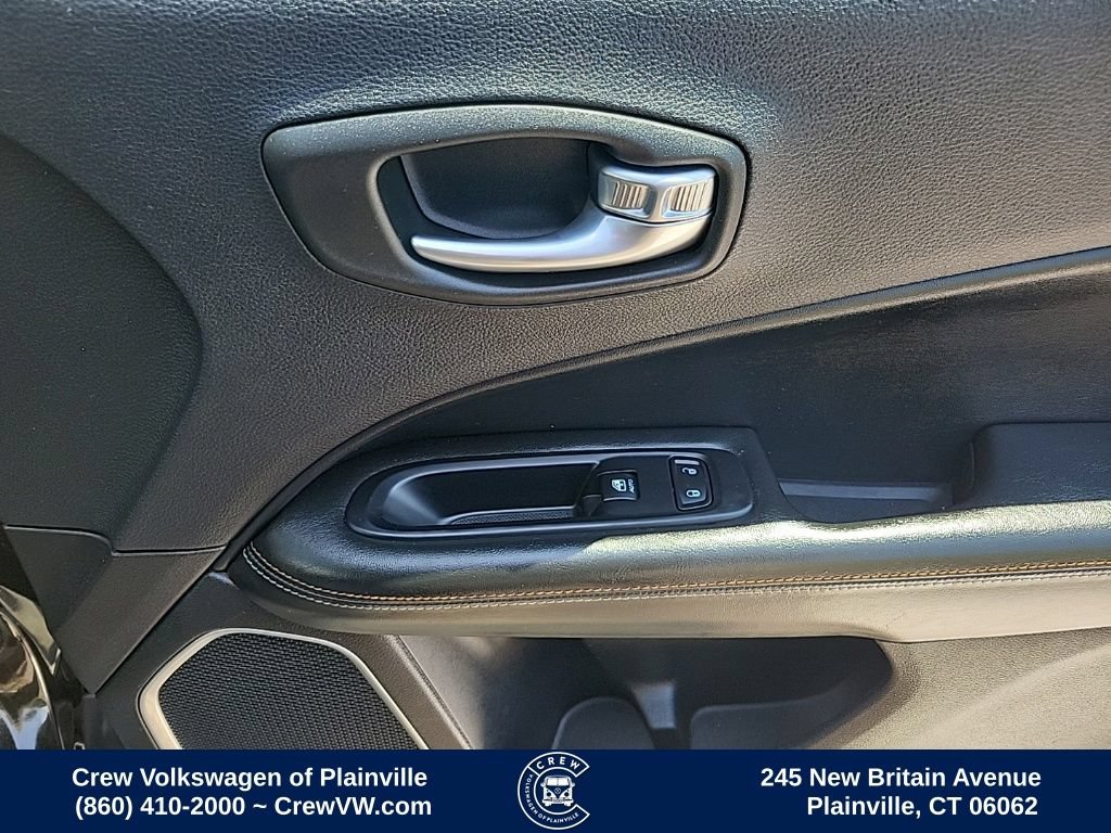 Used 2019 Jeep Compass Latitude AWD/4WD image 43