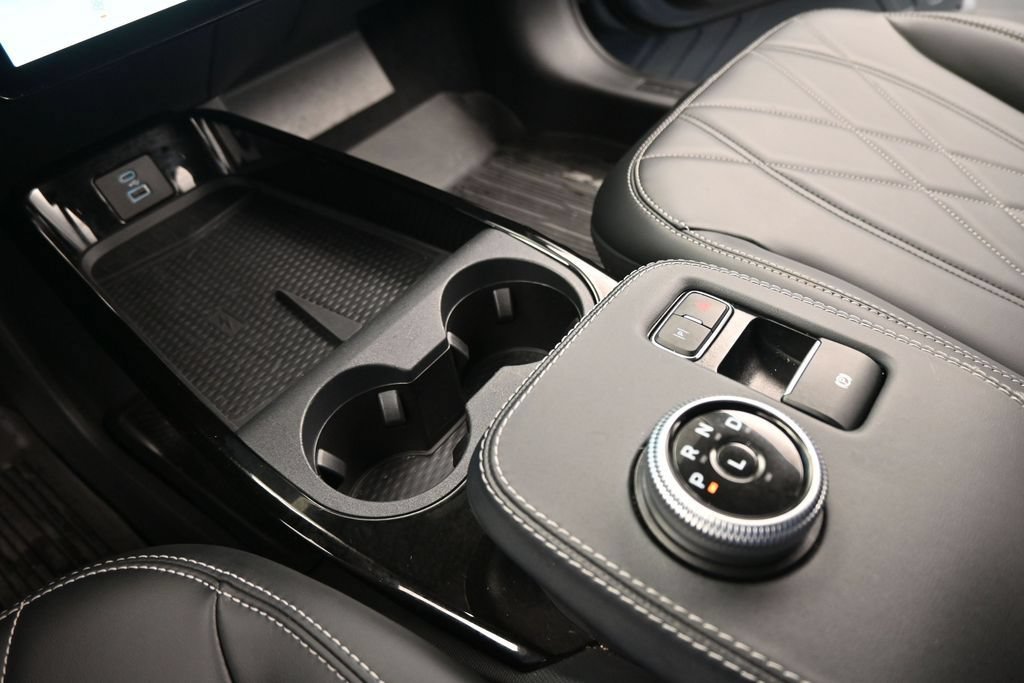 Certified 2024 Ford Mustang Mach-E Select RWD image 17