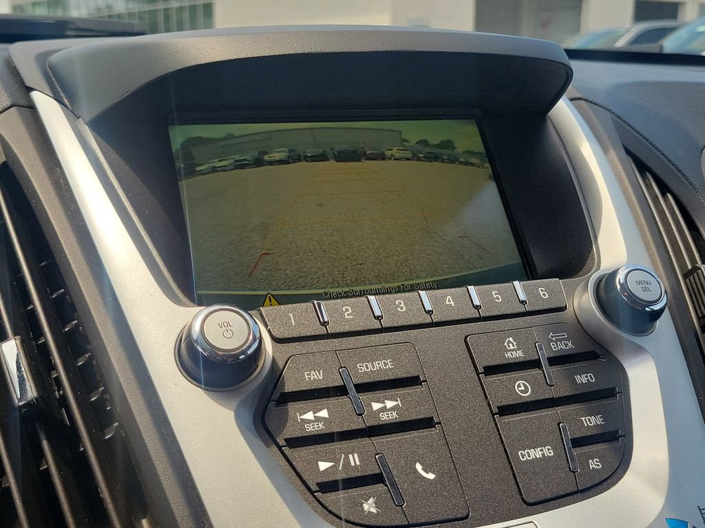 Used 2017 Chevrolet Equinox LS FWD image 25