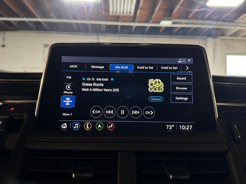Used 2021 Chevrolet Tahoe RST w/ Luxury Package AWD/4WD image 17